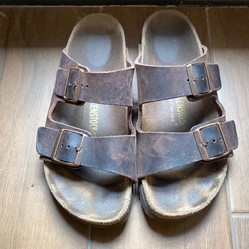 Birkenstock Arizona in Mocha